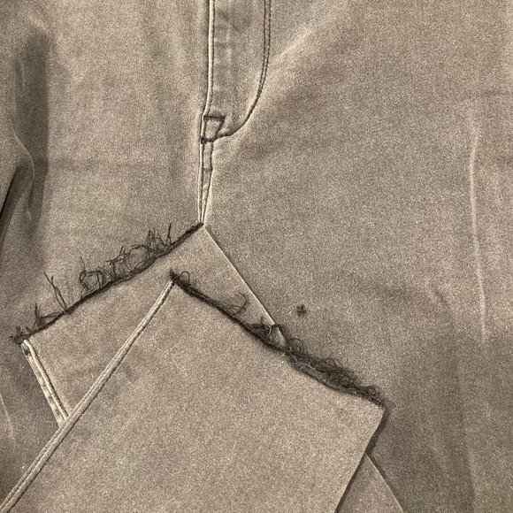 HOST PICK🌟 Abercrombie ultra high rise jean legging - Picture 6 of 7